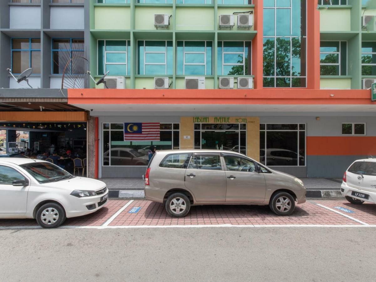 Oyo 89344 Labuan Avenue Hotel Exterior foto