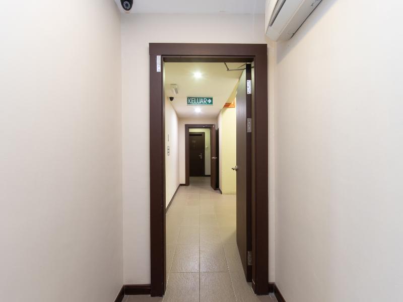 Oyo 89344 Labuan Avenue Hotel Exterior foto